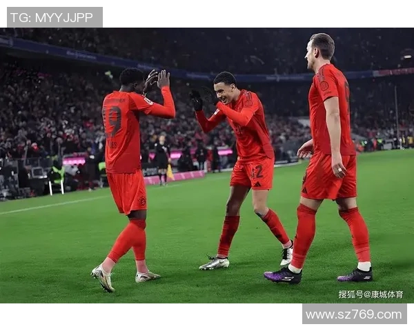 德甲巅峰对决：拜仁赢下多特，悬念持续至最后一刻