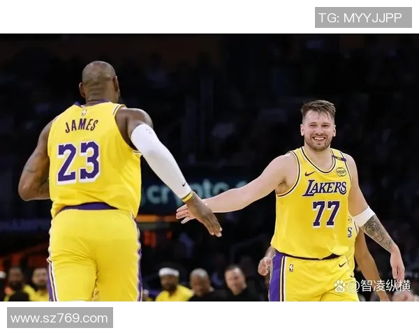 湖人客场大胜国王，取得关键胜利，季后赛前景明朗