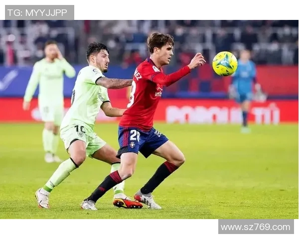 皇马客场逆转比利亚雷亚尔，本泽马连场进球助球队保持不败