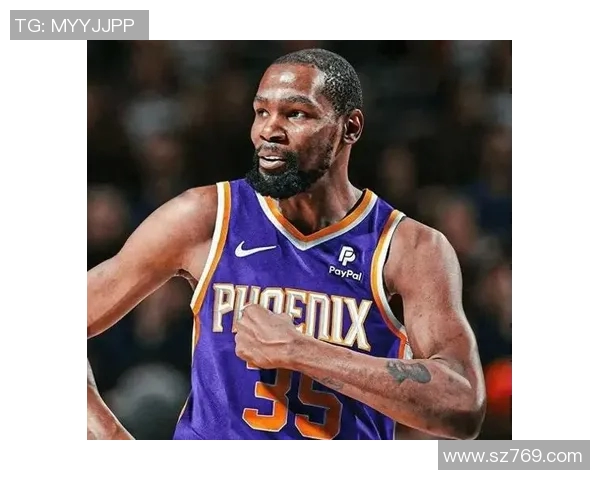 勇士队主帅凯文·杜兰特表示球队能适应库里受伤期间的困难，全员备战引领球队迎战艰难阶段